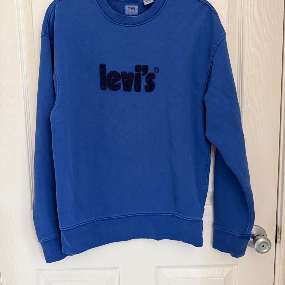 Levi-s Women's Blue Sweatshirt